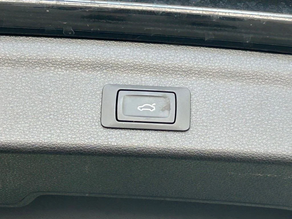 Used 2025 Black Audi Premium image 34