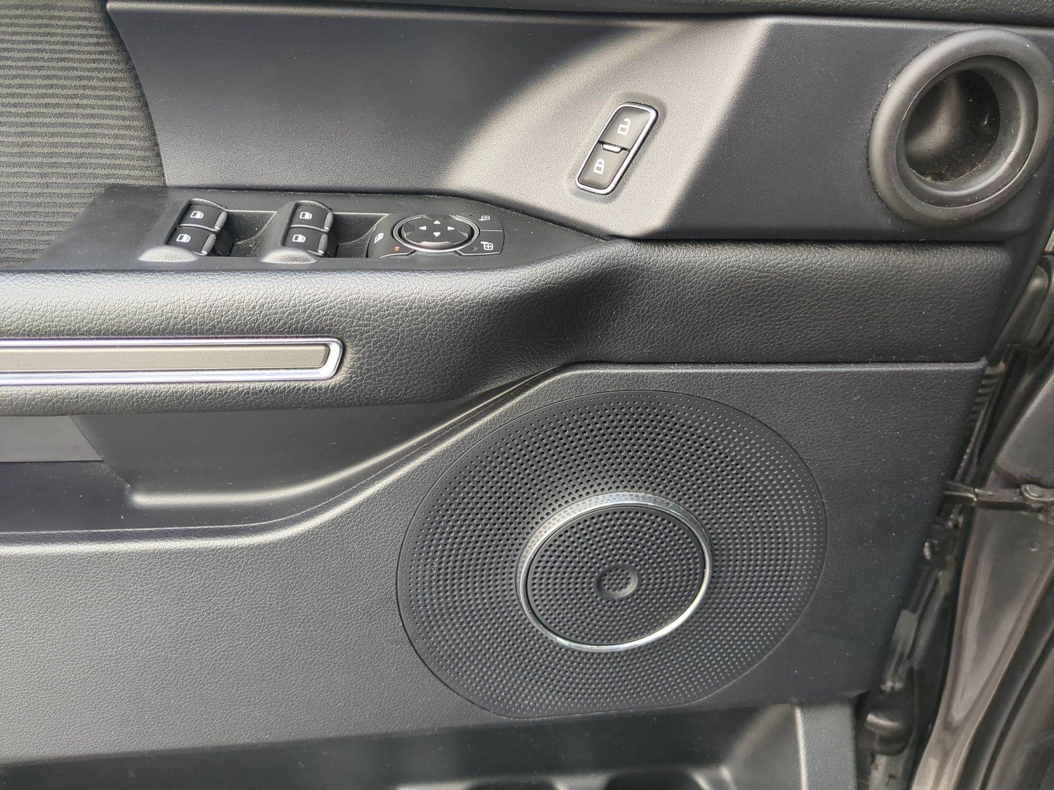 Used 2020 Magnetic Metallic Ford XLT image 13