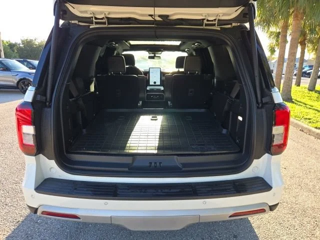 Used 2022 White Metallic Ford Timberline image 9