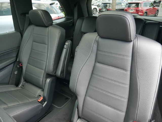 New 2026 MANUFAKTUR Moonlight White Metallic Mercedes-Benz GLS 450 image 44