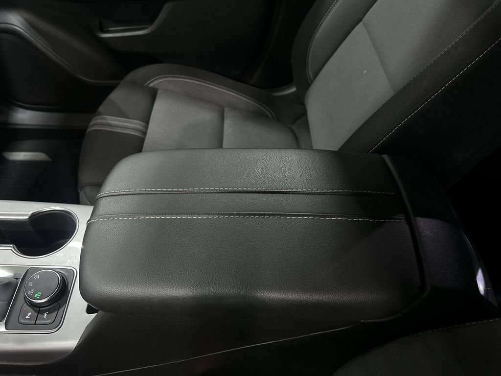 Used 2024 Black Chevrolet 2LT image 22