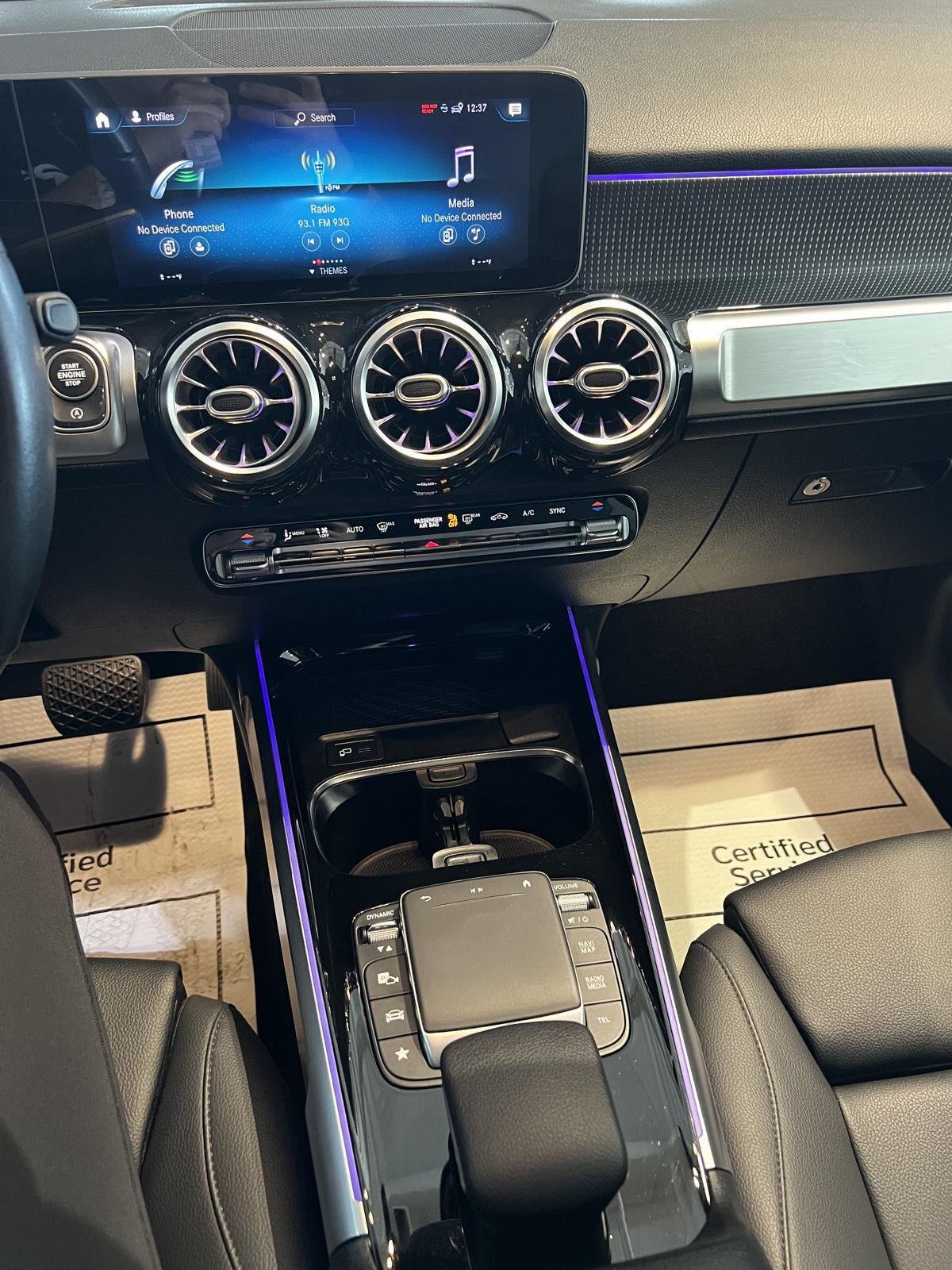 Used 2021 Gy Mercedes-Benz GLB 250 image 20