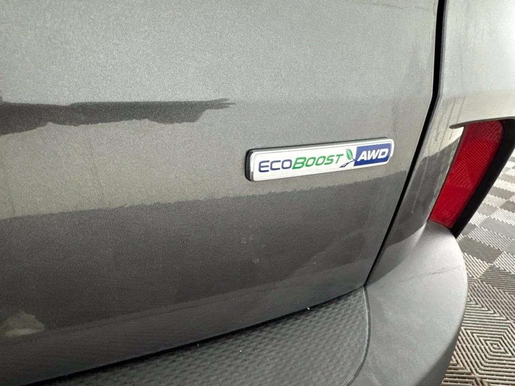 Used 2020 Gray Ford SEL image 34