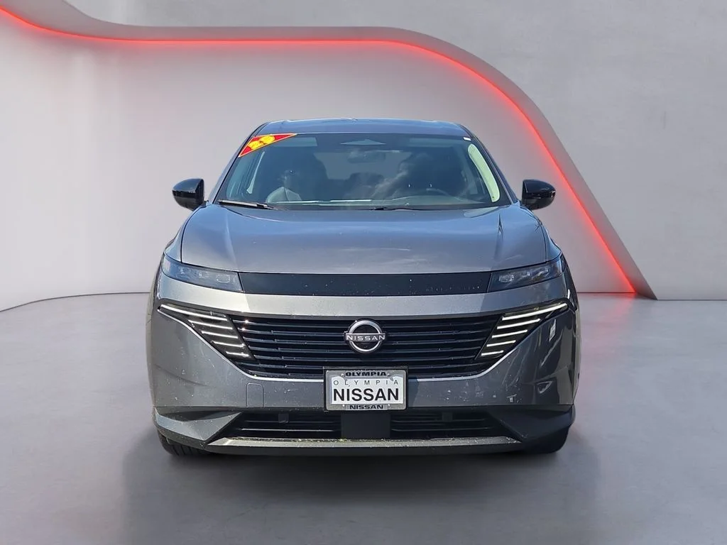 Used 2025 Gray Nissan SV image 10