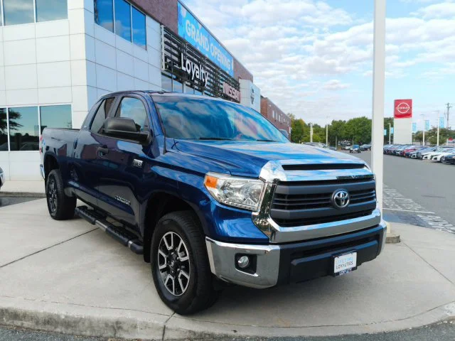 2015 Toyota Tundra SR5