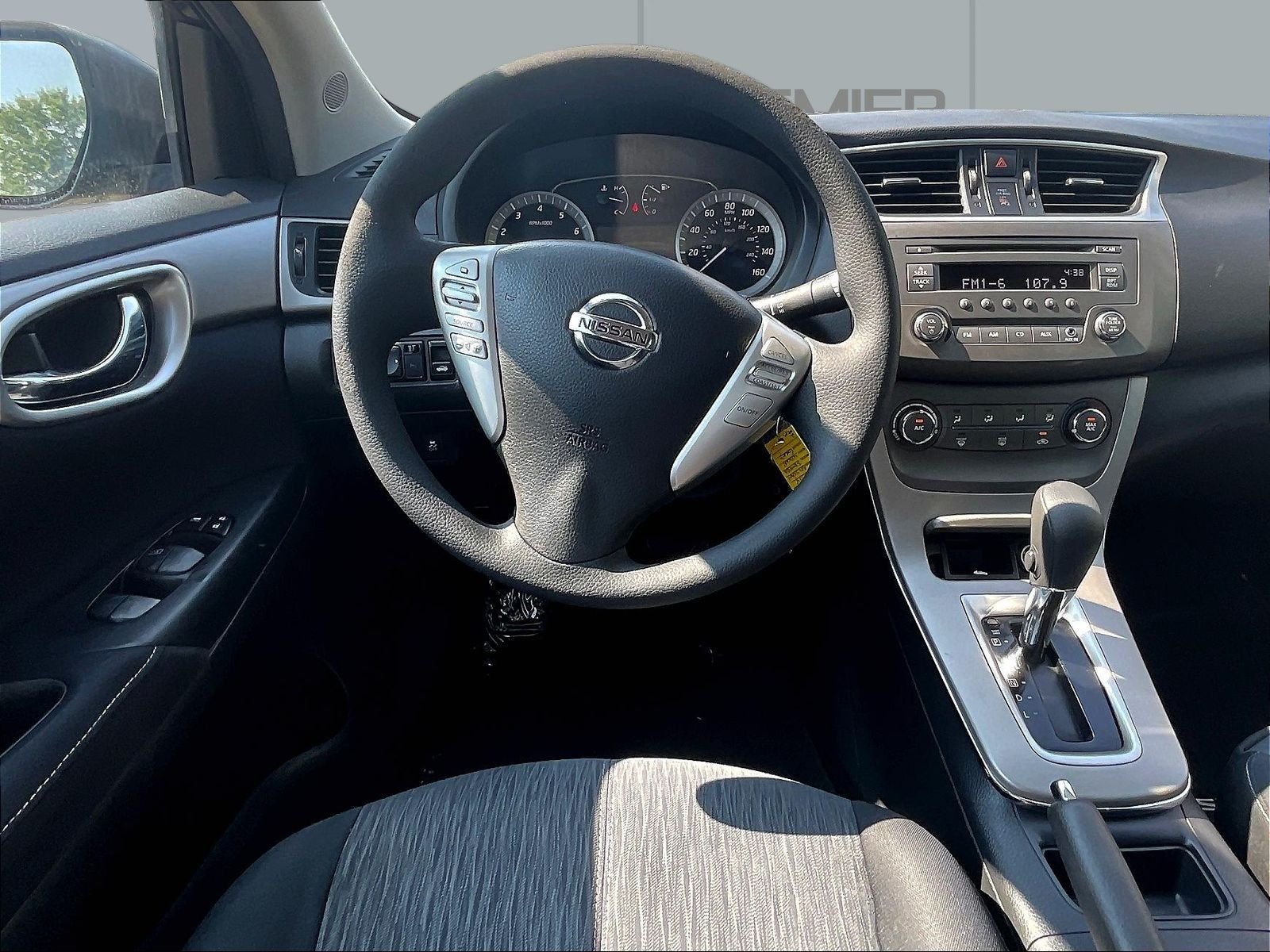 Used 2014 Blue Nissan SV image 10