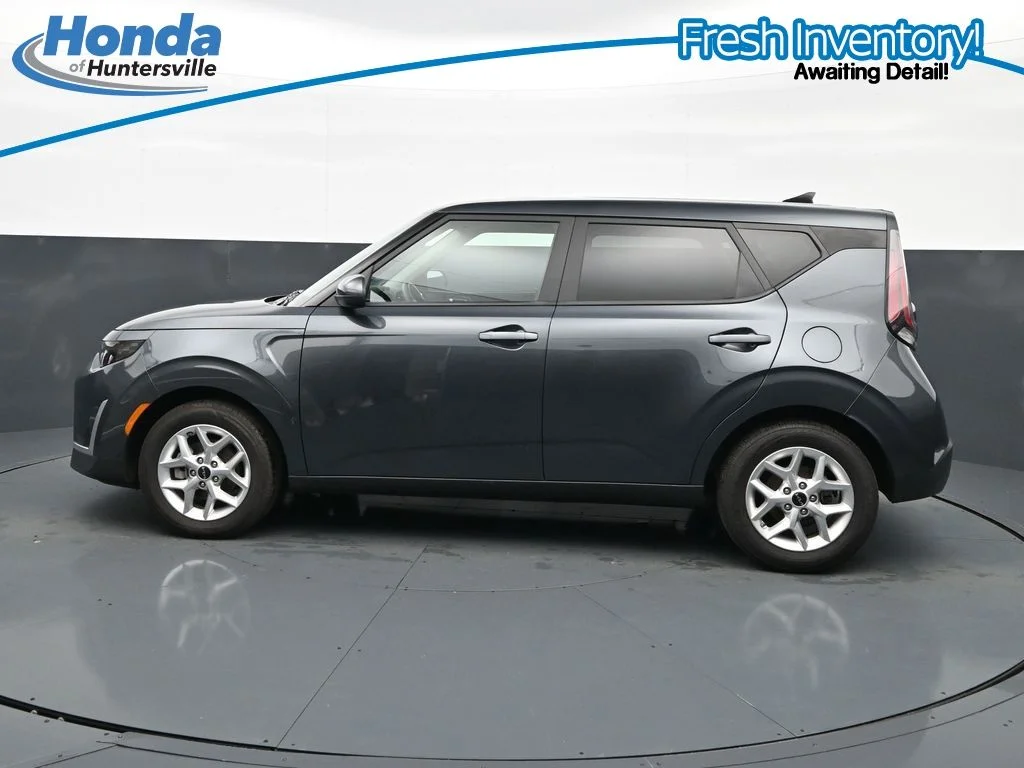 2025 Kia Soul LX - Photo 6
