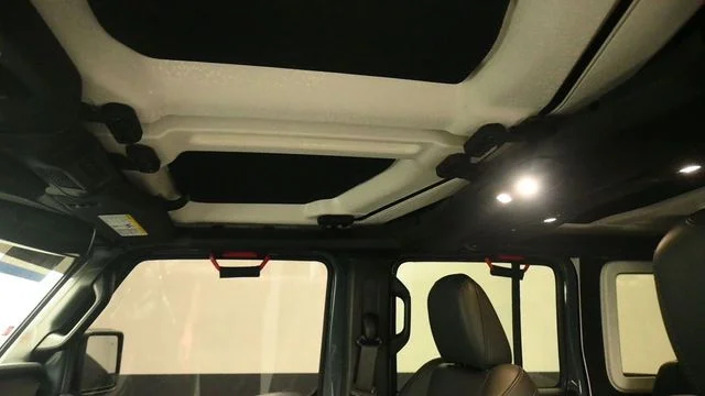 Certified Used 2025 Anvil Clearcoat Jeep Rubicon X image 22