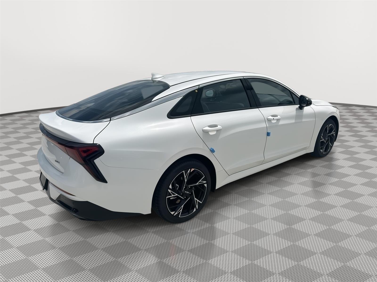 New 2026 Snow White Pearl Kia GT-Line image 4