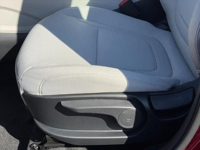 2026 Hyundai Tucson SE - Photo 19