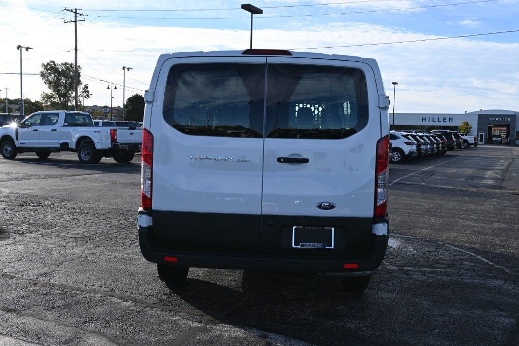 Used 2025 Oxford White Ford Base image 10