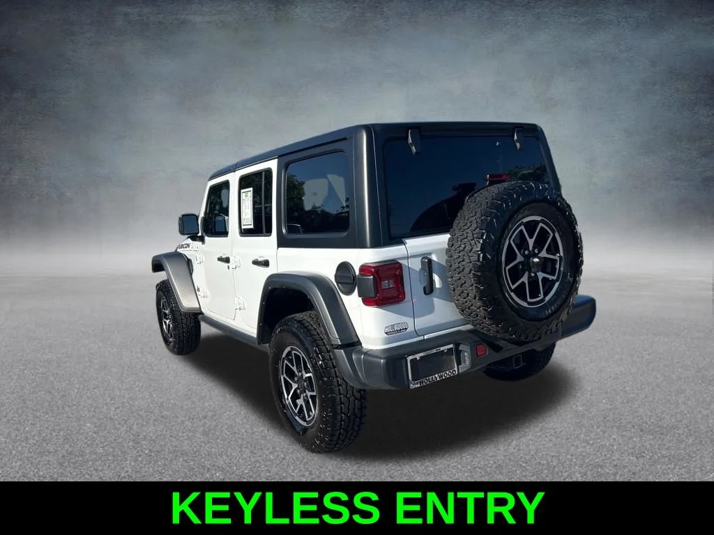 Used 2024 White Jeep Rubicon image 7