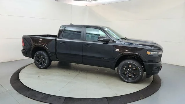 New 2026 Diamond Black Crystal Pearl-Coat Exterior Paint RAM Big Horn/Lone Star image 13