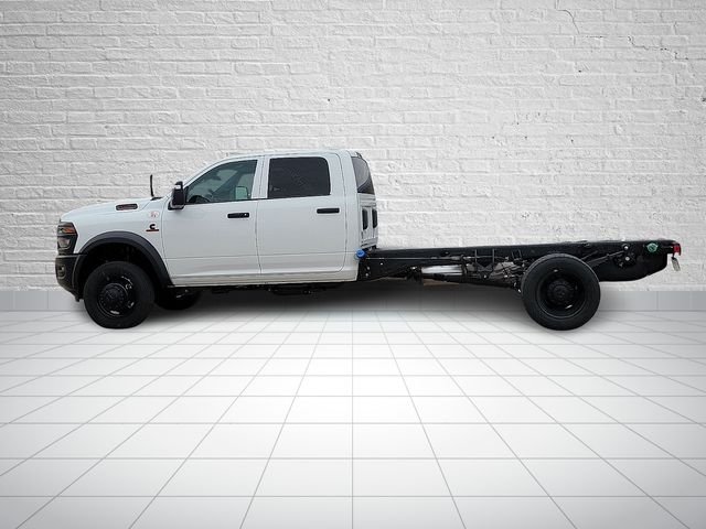 New 2026 Bright White Clear-Coat Exterior Paint RAM Tradesman image 2