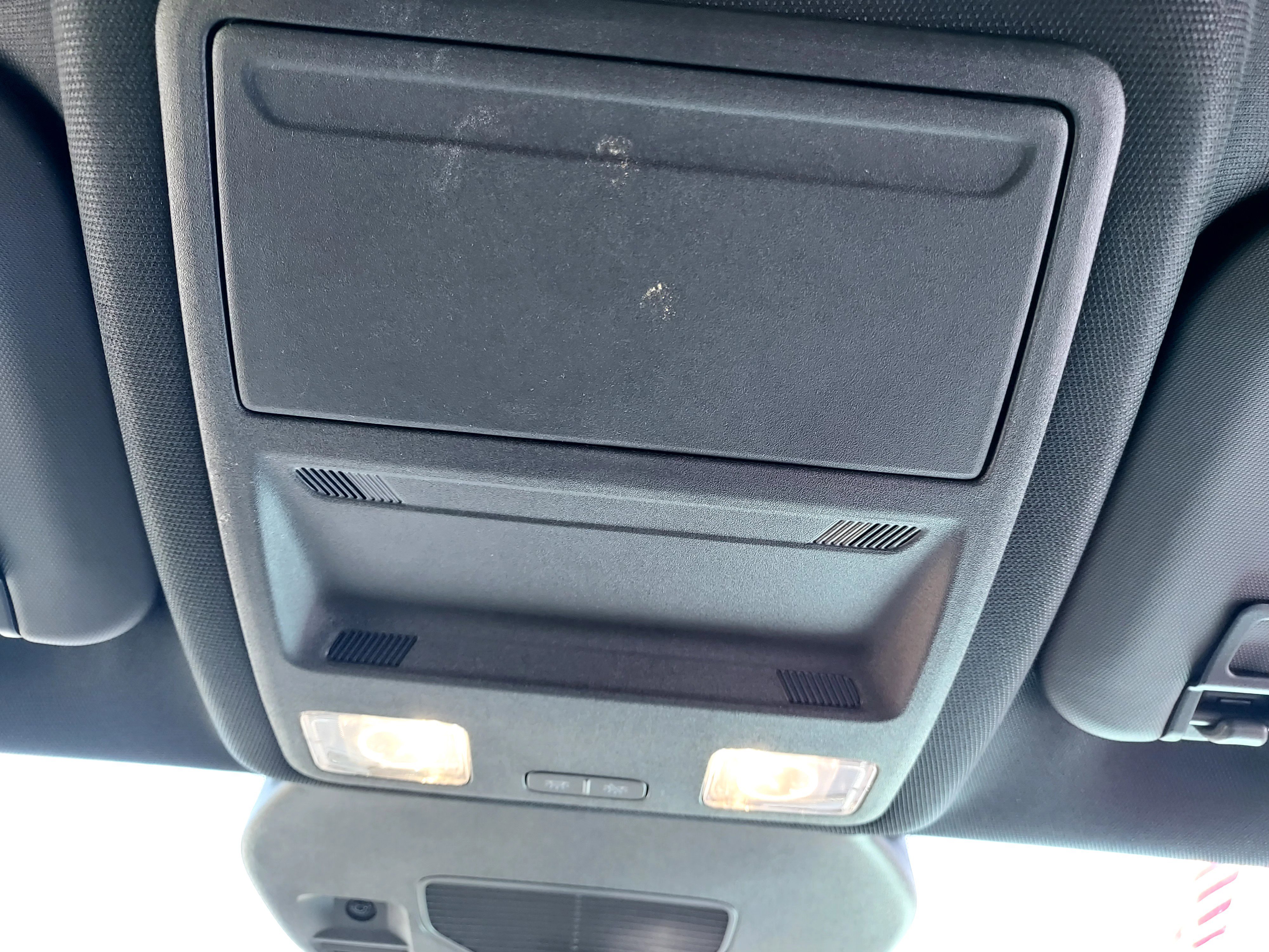 Used 2023 CARBONIZED GRAY Ford ST-Line image 28