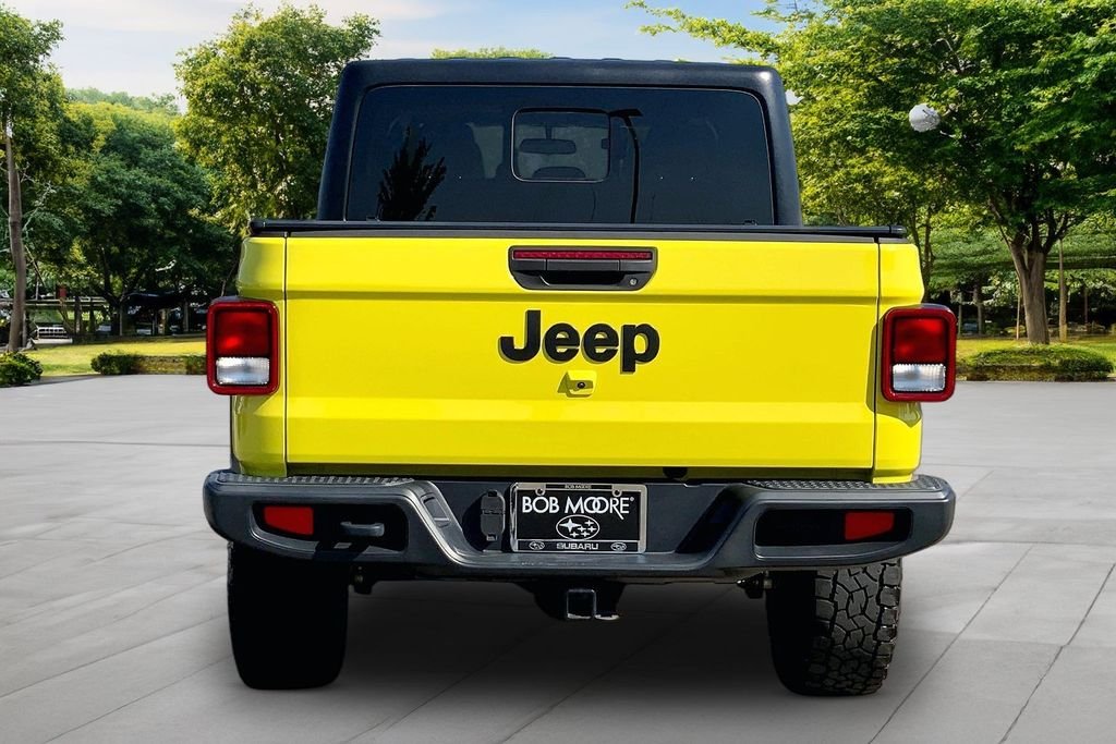 Used 2023 Yellow Jeep Sport S image 5