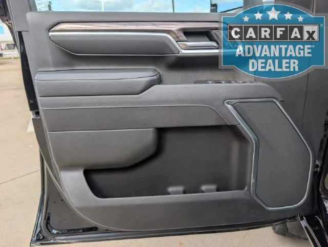 Used 2026 Black Chevrolet LTZ image 23