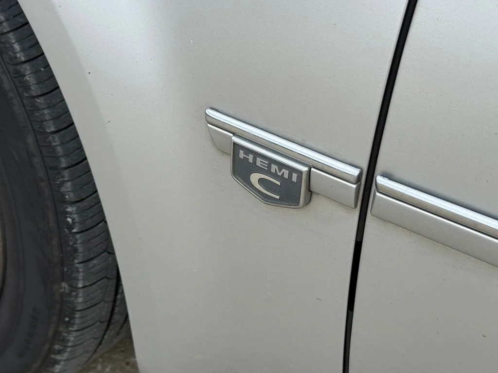 Used 2007 Silver Chrysler Base image 10