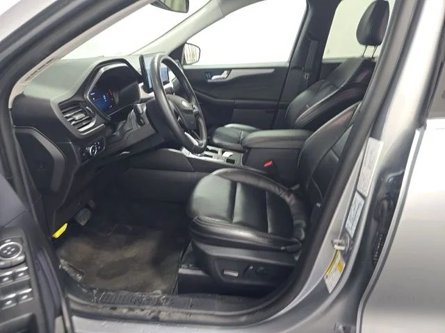 Used 2024  Ford Platinum image 7