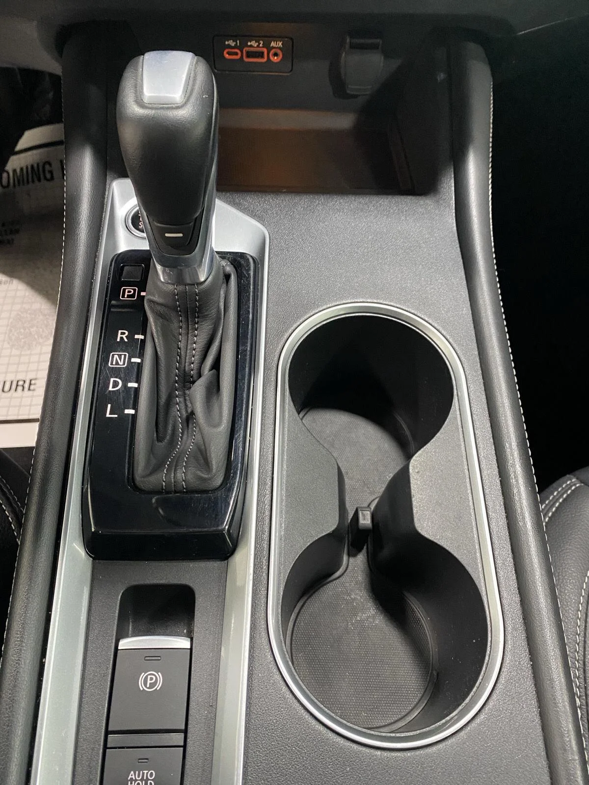 Used 2019 Super Black Nissan 2.5 SL image 29
