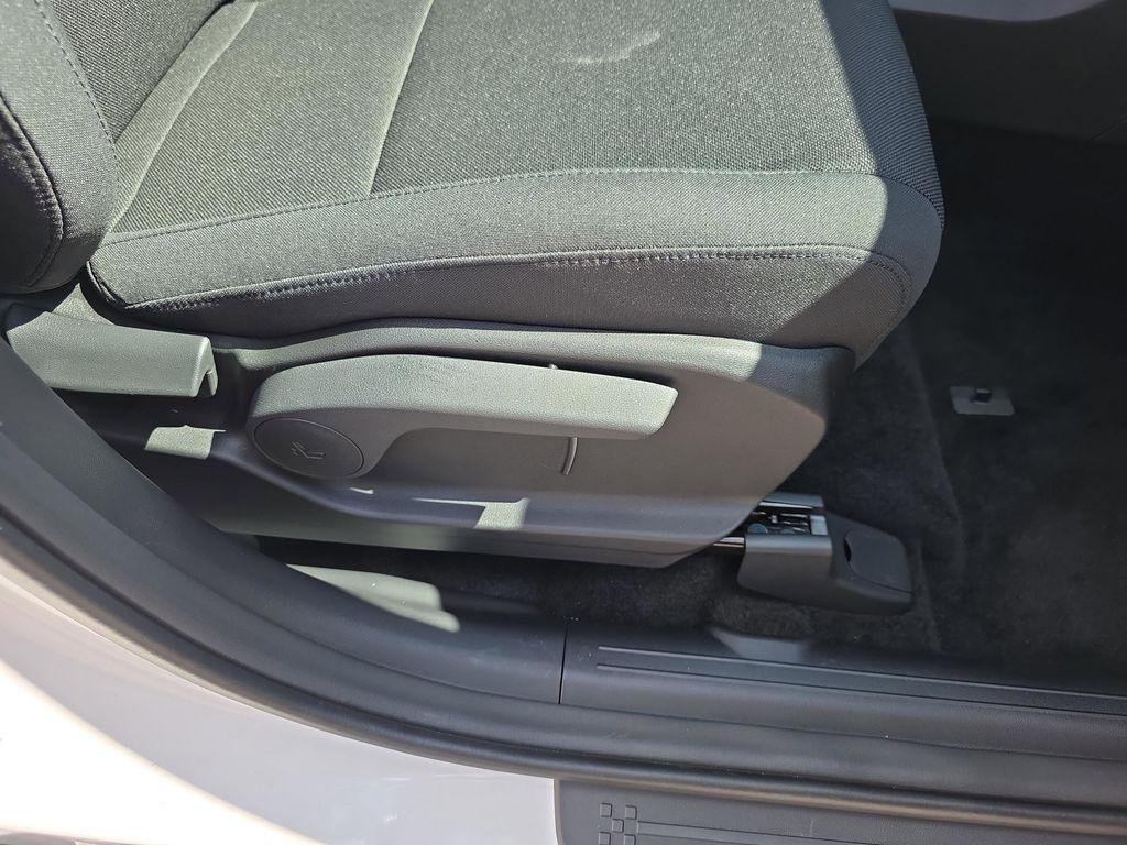 New 2026 Serenity White Hyundai SE image 23