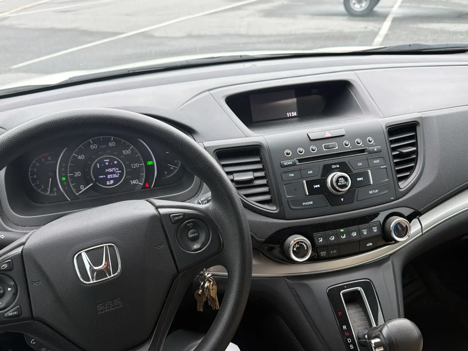 Used 2016 White Diamond Pearl Honda SE image 3