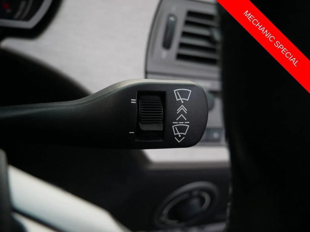 Used 2004  BMW 2.5i image 19