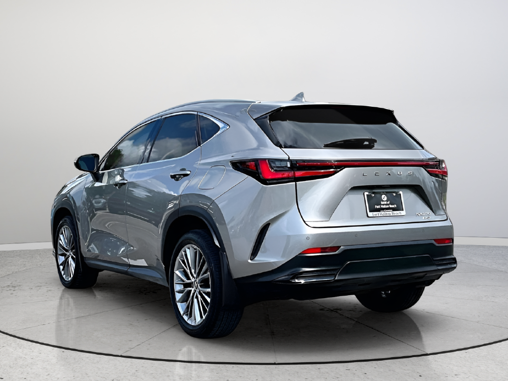 Used 2022 Silver Lexus 350 Premium image 6