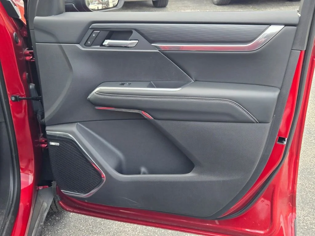 2025 GMC Acadia Elevation - Photo 17