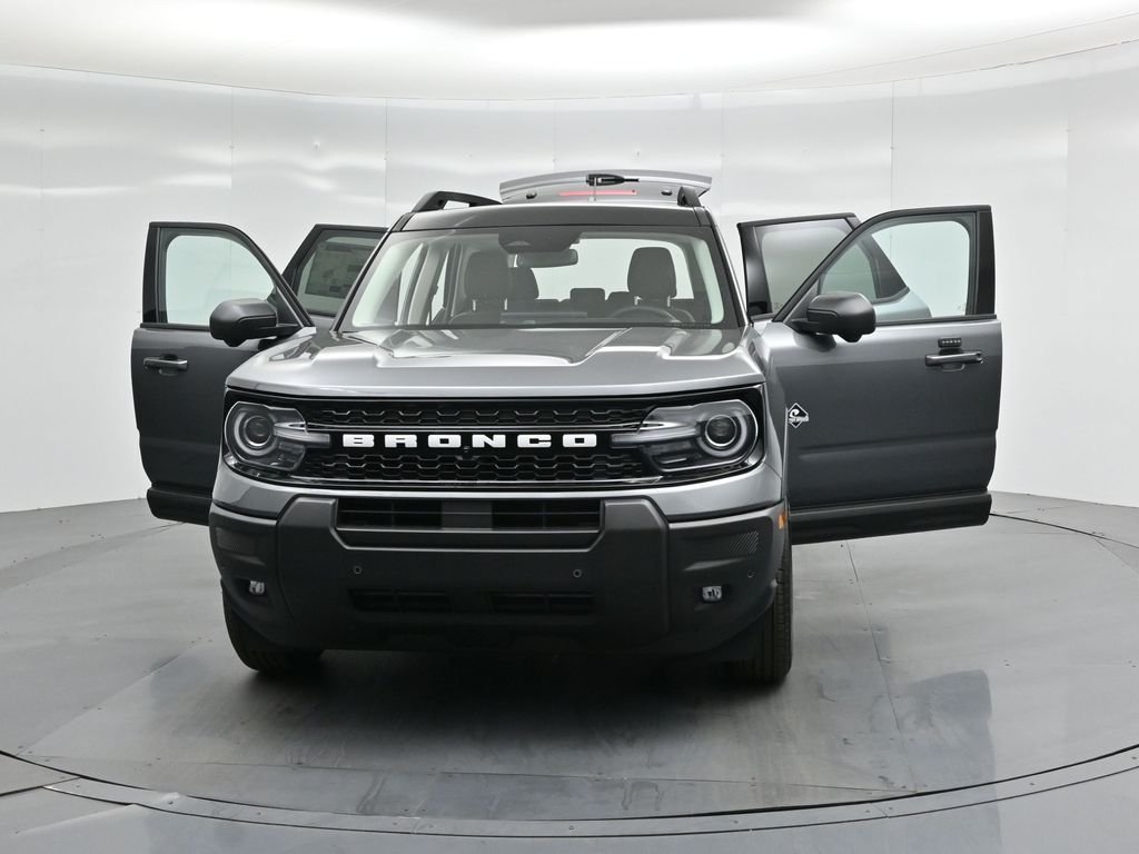 New 2025 Carbonized Gray Metallic Ford Outer Banks image 35