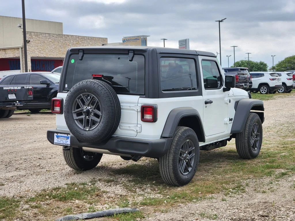 New 2026 Bright White Clear-Coat Exterior Paint Jeep Sport image 4