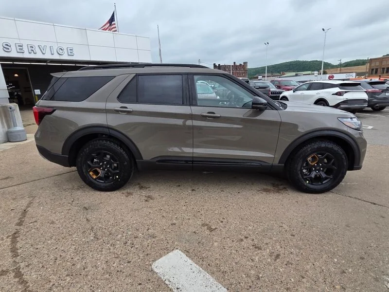 New 2026 Marsh Gray Ford Tremor® image 8