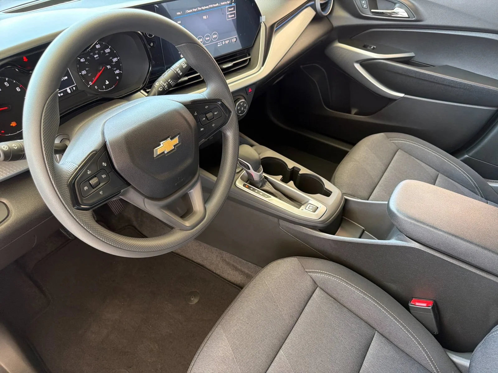 2026 Chevrolet Trax LS - Photo 9
