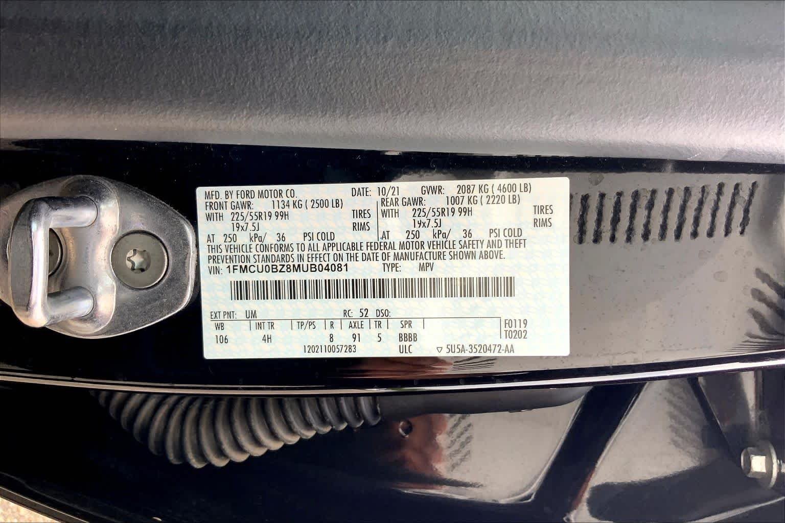 Used 2021 Agate Black Ford SE Hybrid image 36