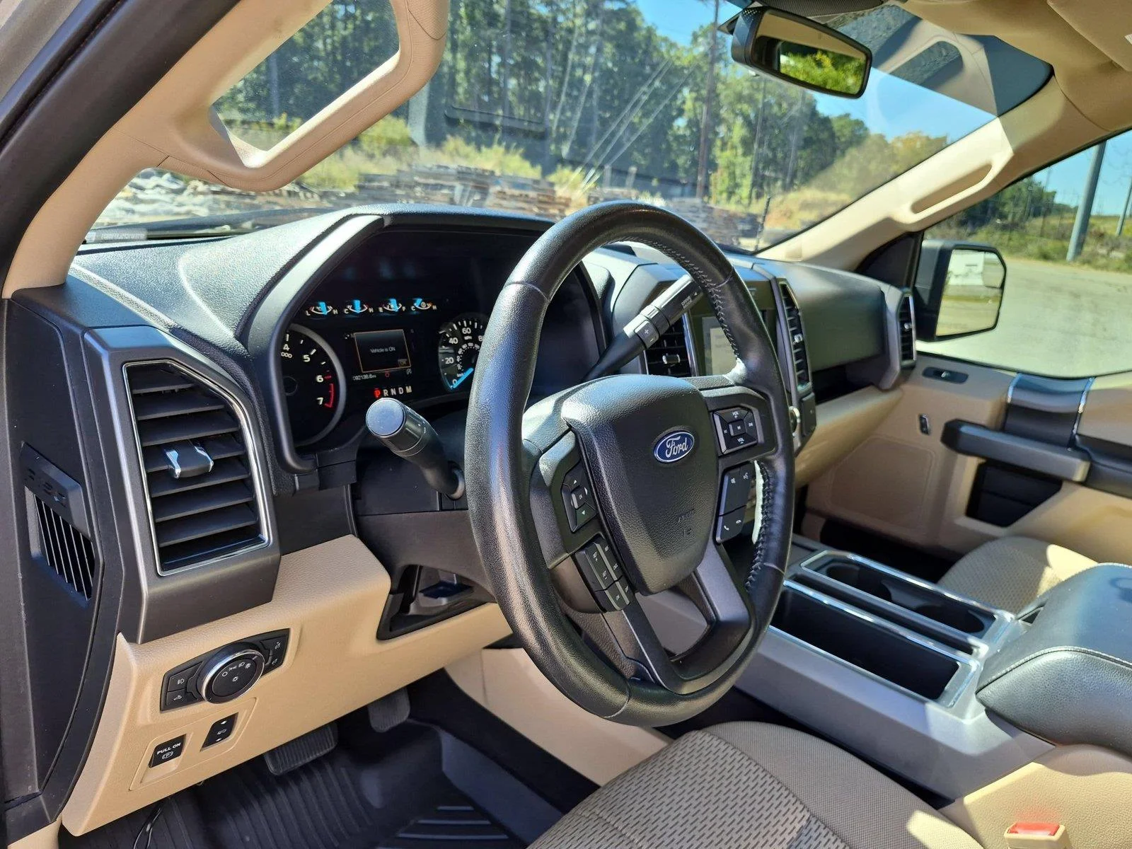 Used 2020  Ford XLT image 17