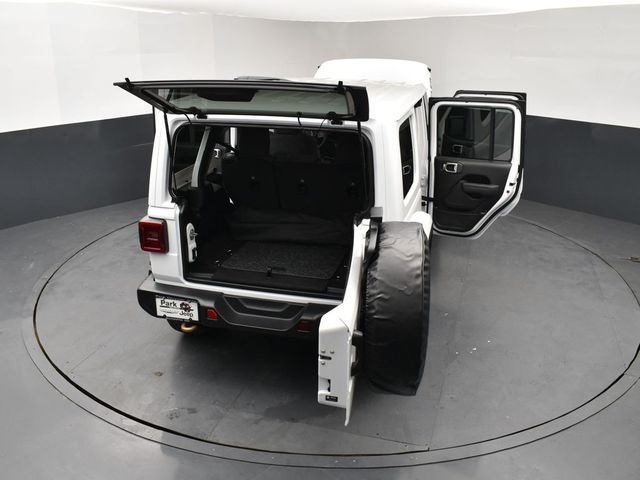 New 2026 Bright White Clear-Coat Exterior Paint Jeep 85th Anniversary Edition image 29