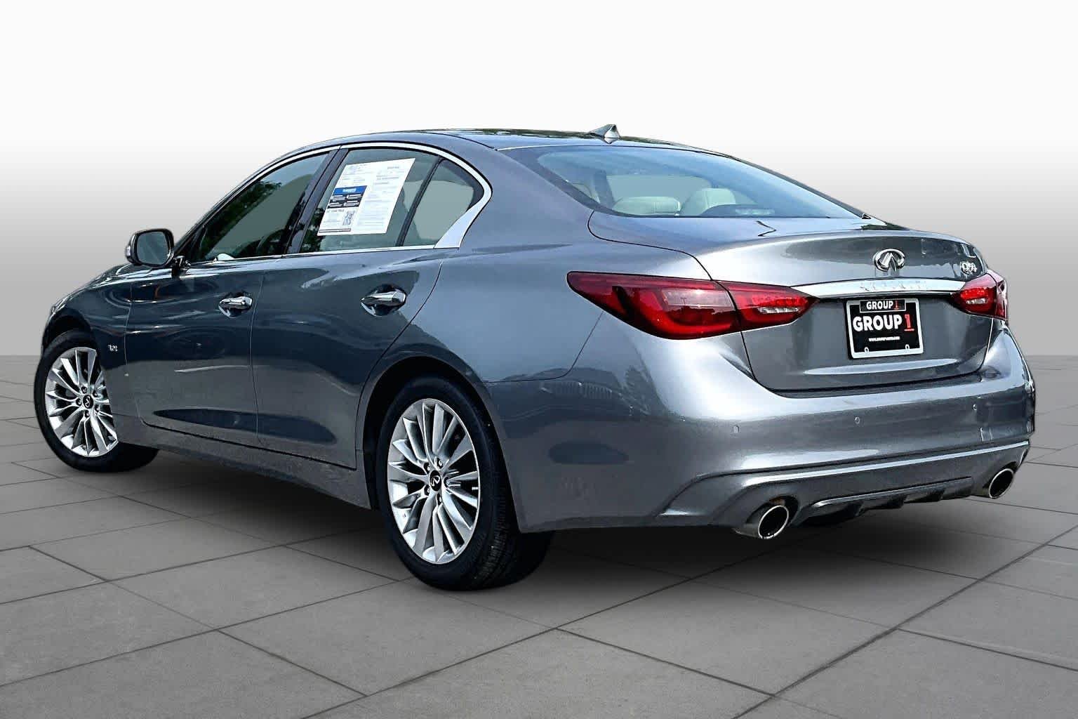 Used 2020 Graphite Shadow INFINITI 3.0t LUXE image 11