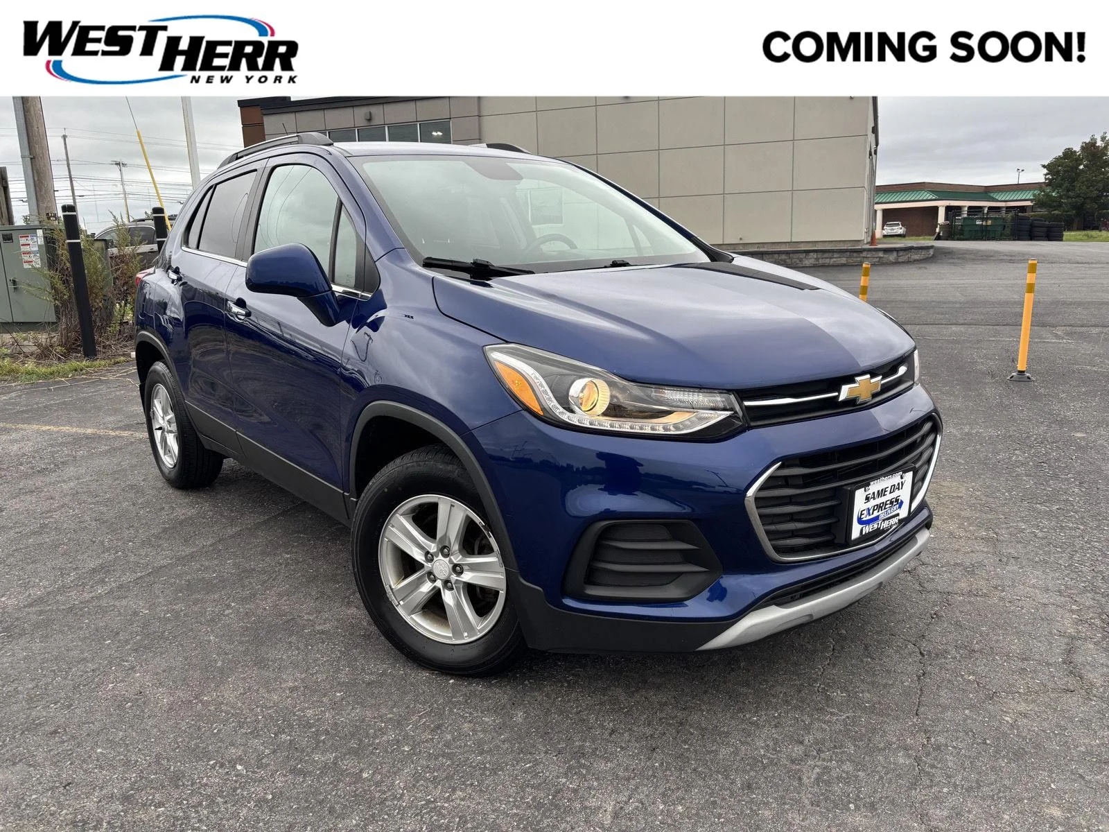 Used 2017 Blue Topaz Metallic Chevrolet LT image 1
