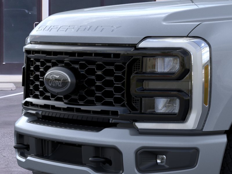 New 2026 Glacier Gray Metallic Tri-Coat Ford F-250® Lariat® image 17