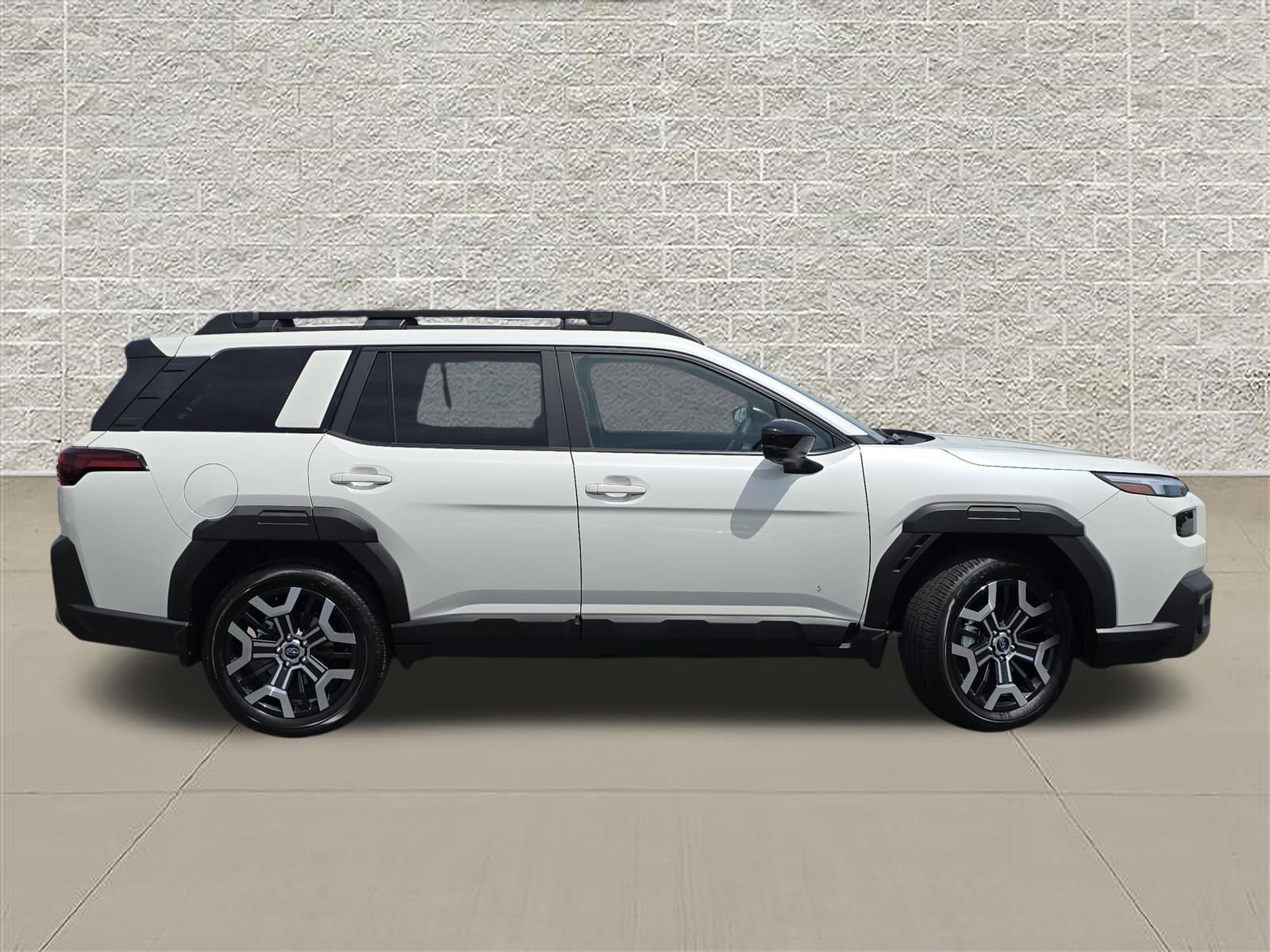 2026 Subaru Outback Touring XT - Photo 8