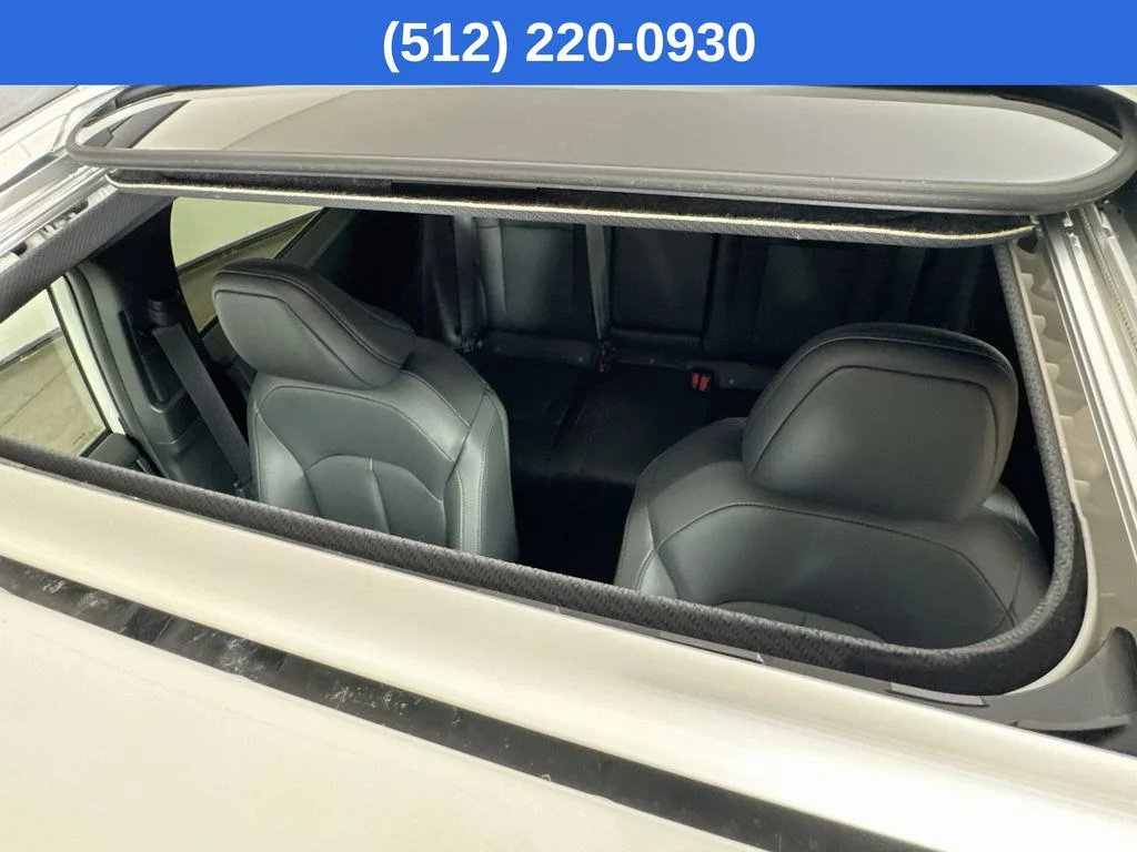 New 2026 White Subaru Premium image 30