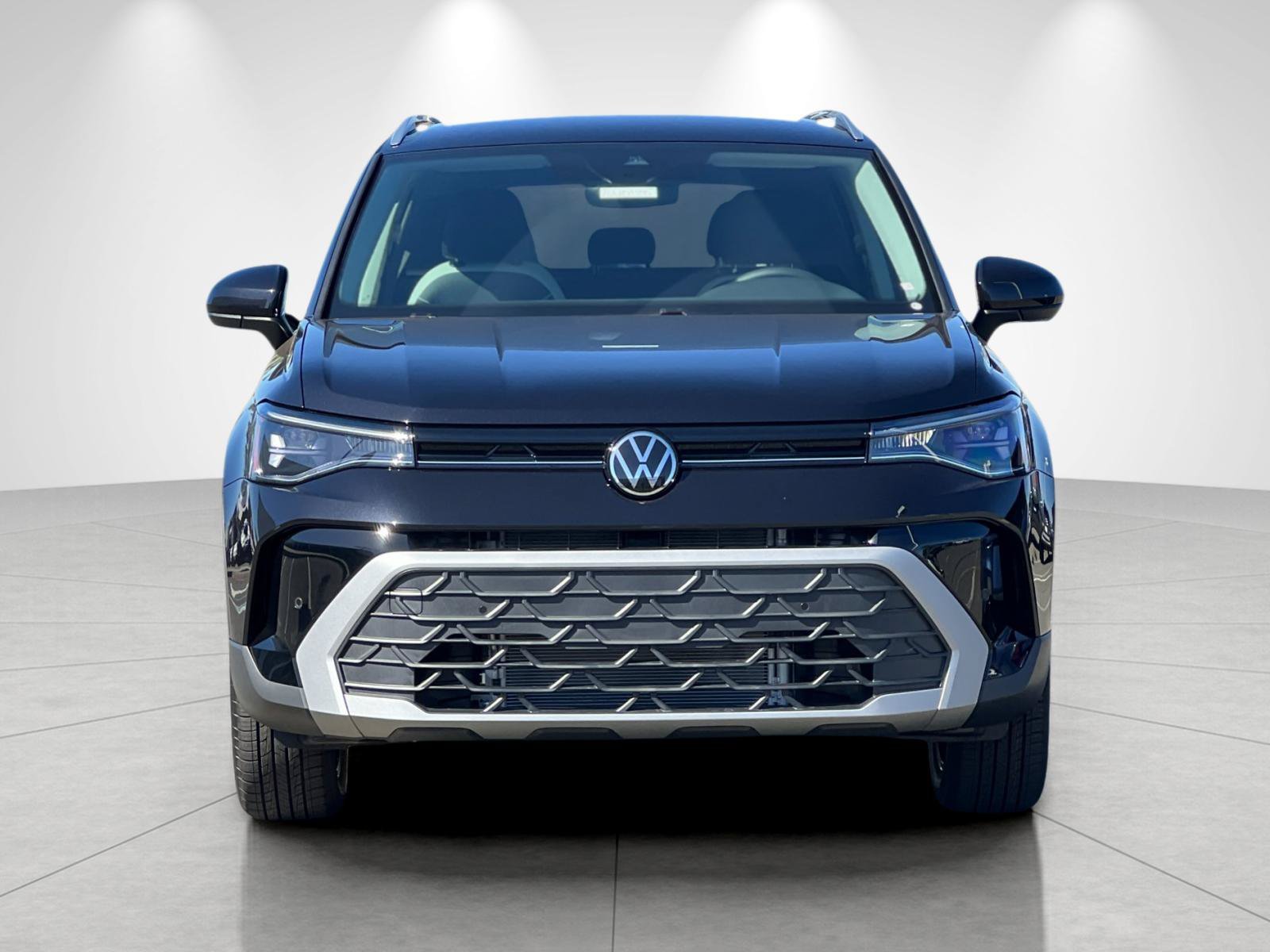 New 2026 Deep Black Pearl Volkswagen SE image 8