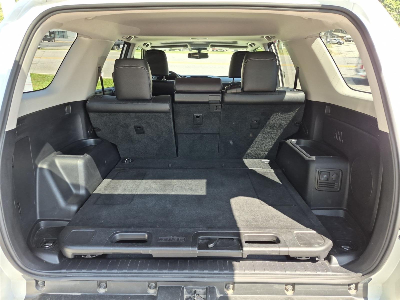Used 2019 Blizzard Pearl Toyota Limited image 34