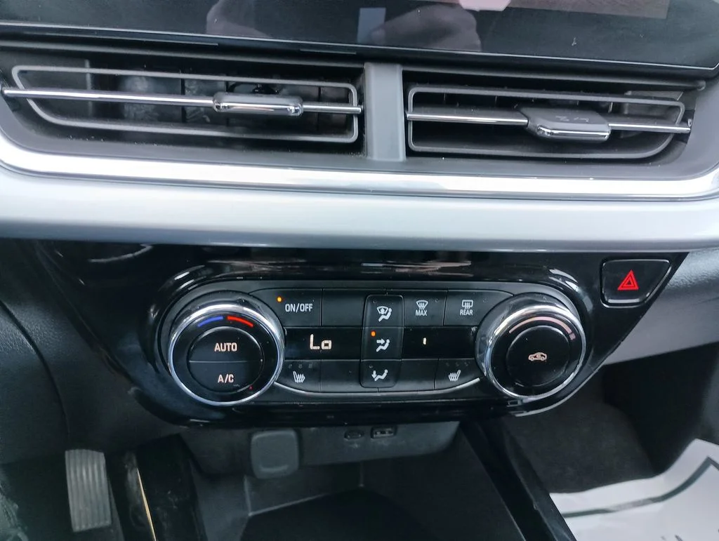 Used 2025 Red Chevrolet LT image 25