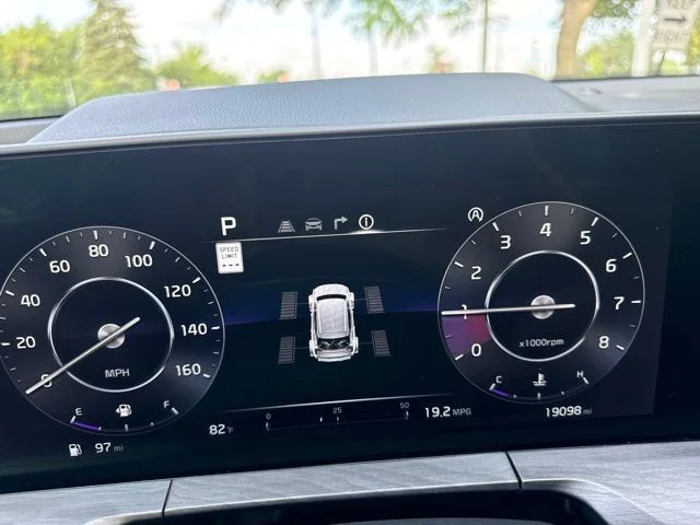 Used 2024 White Kia SX-Prestige X-Line image 27