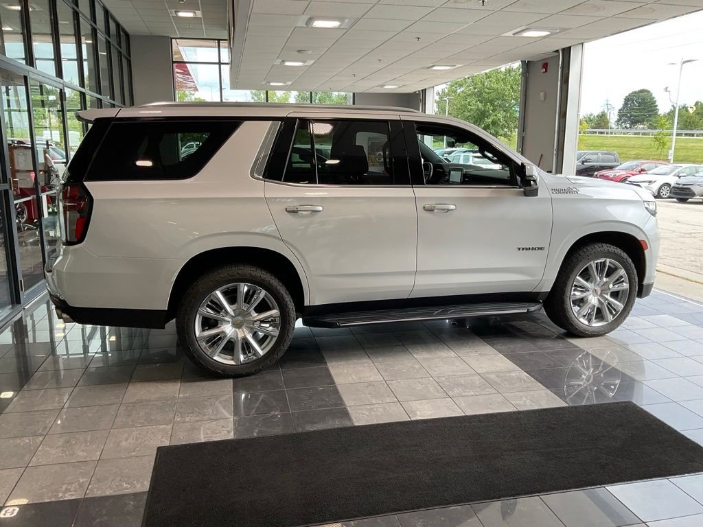 Used 2024 Beige Chevrolet High Country image 5