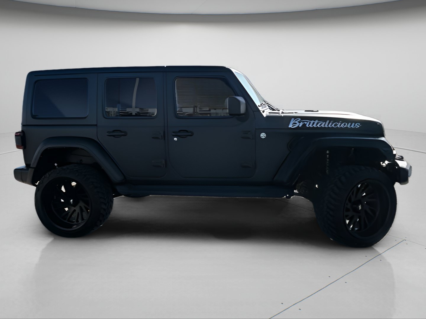 Used 2024 Anvil Clear Coat Jeep Sahara image 3