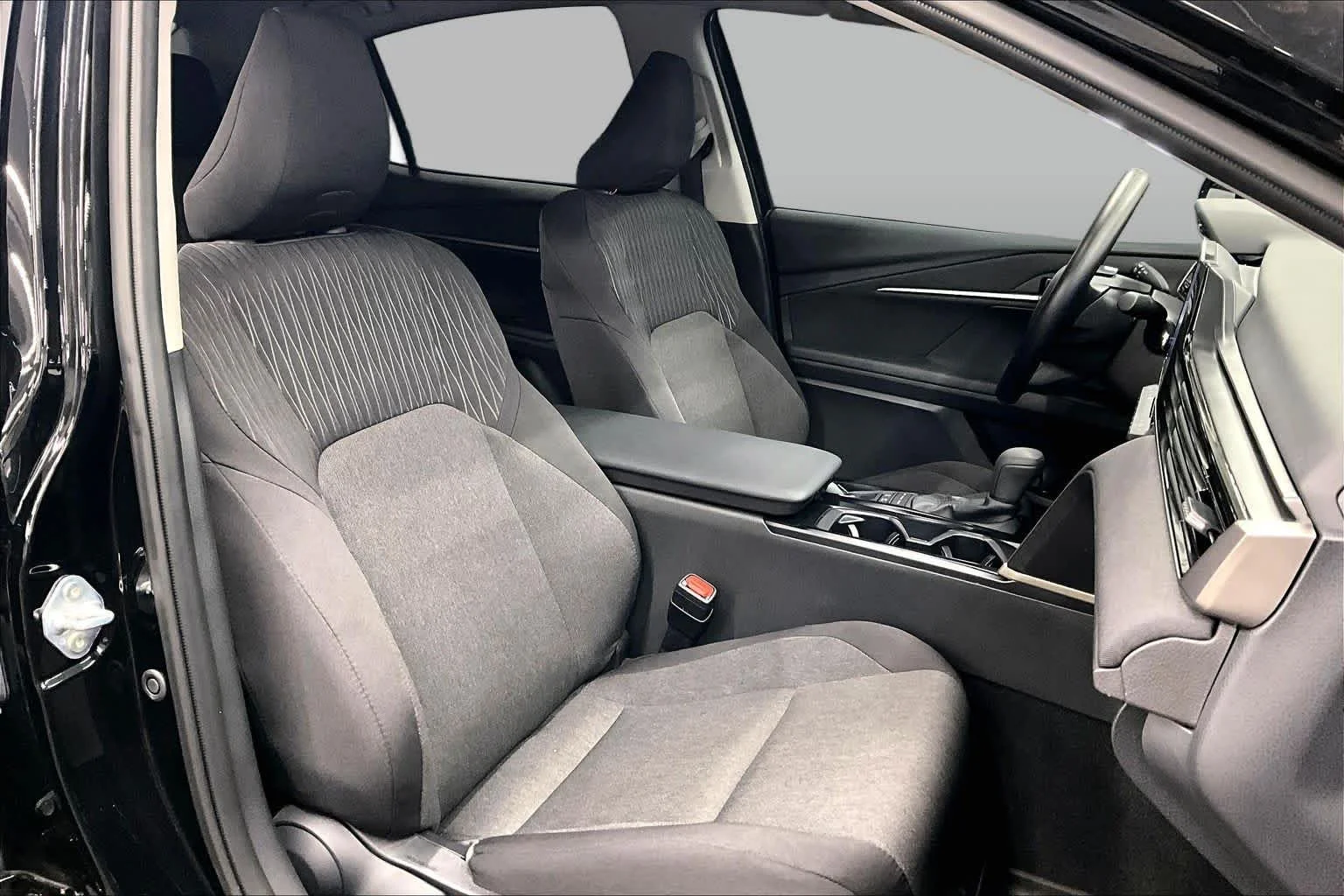 Used 2025 Midnight Black Metallic Toyota LE image 8