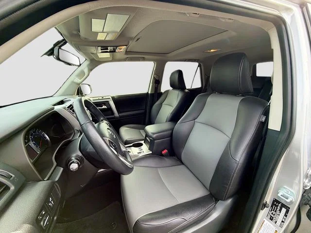 Used 2017 Silver Toyota SR5 Premium image 11