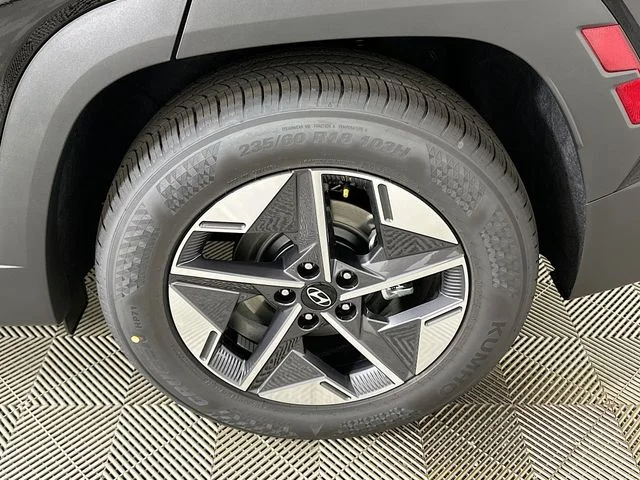 New 2026 Hyundai TUCSON SEL